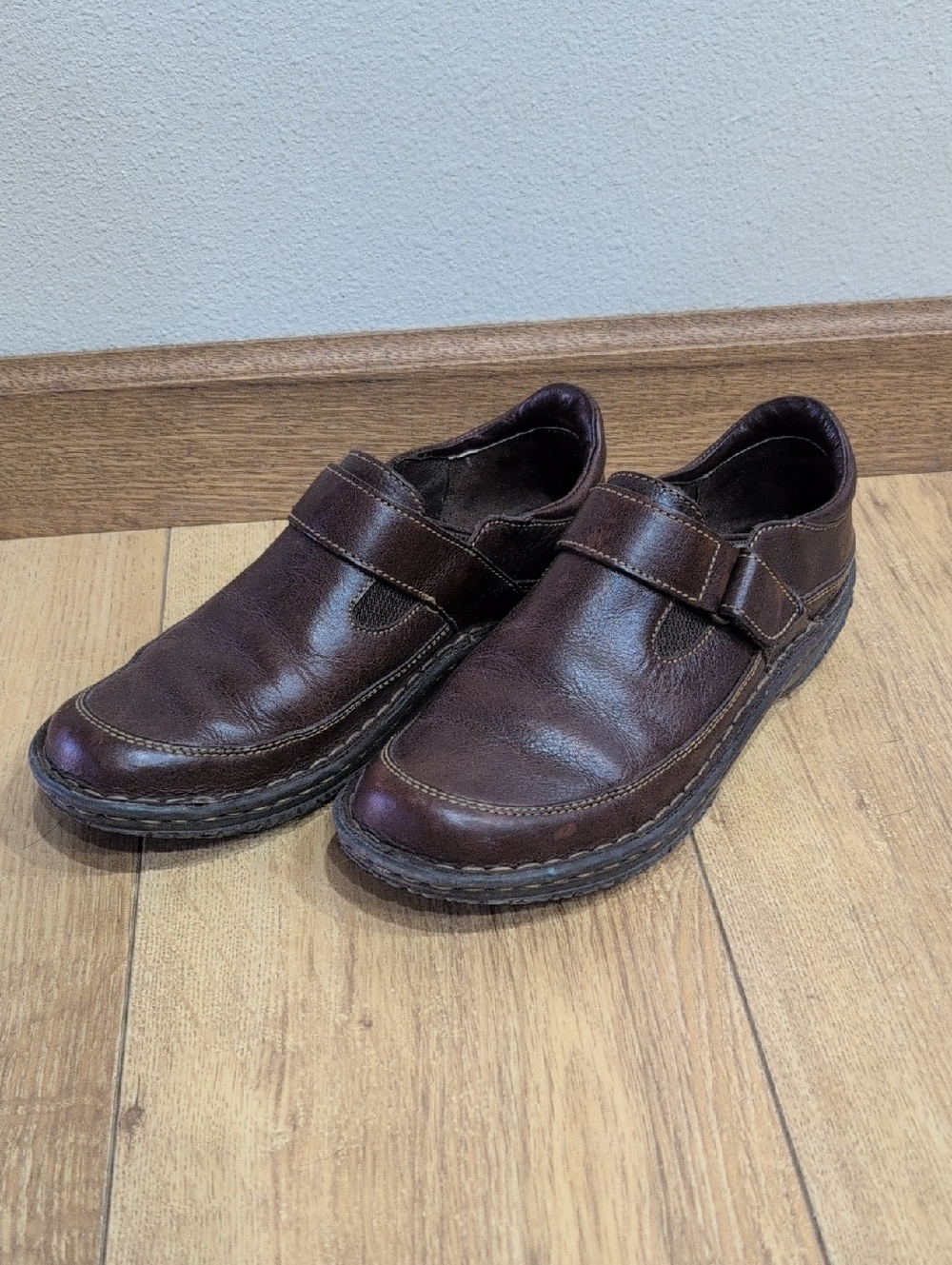 Born Brown Leather Slip-On Casual Loafers